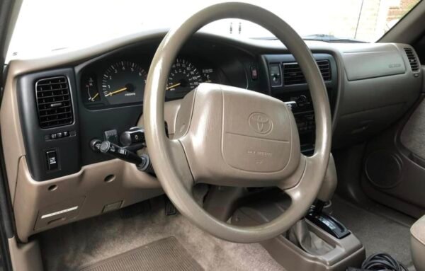 1999 Tovota Tacoma SR5 XtraCab 4х4 - Image 12