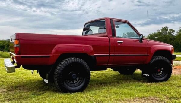 1987 Toyota Pickup 4×4 - Image 13