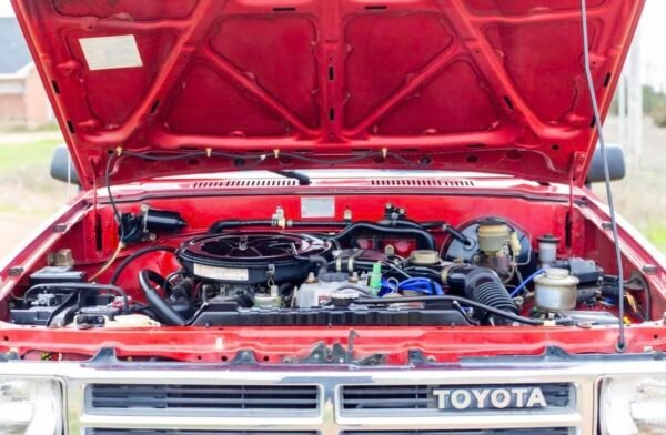 1987 Toyota Pickup 4×4 - Image 8