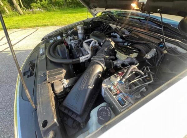 1996 Chevrolet S-10 LS - Image 10
