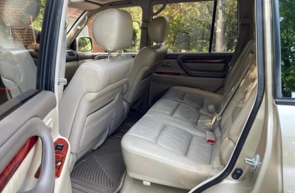 2000 Lexus LX 470 - Image 6