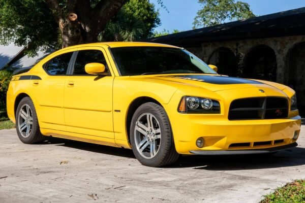 2006 Dodge Charger R/T - Image 10