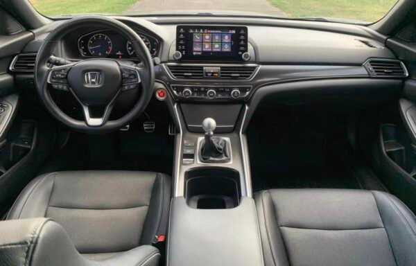 2018 Honda Accord 2.OT Sport - Image 10