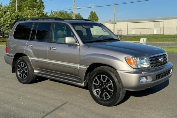 004 Tovota Land Cruiser