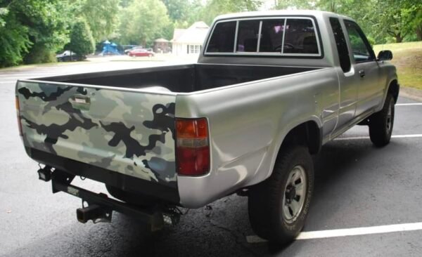 1989 Toyota Pickup SR5 XtraCab 4x4 - Image 5