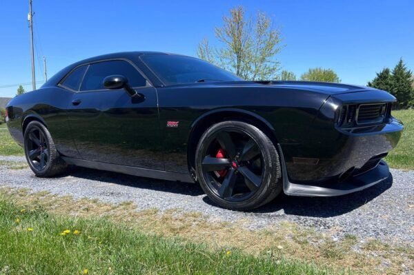 2012 Dodge Challenger SRT8