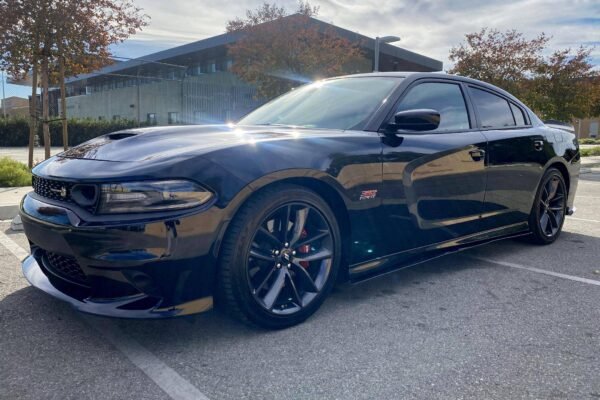 2019 Dodge Charger Scat Pack - Image 5