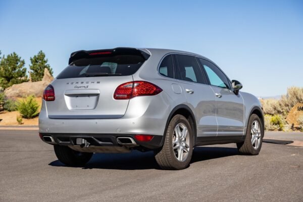 2012 Porsche Cayenne S - Image 4