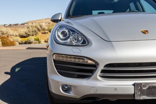 2012 Porsche Cayenne S - Image 2