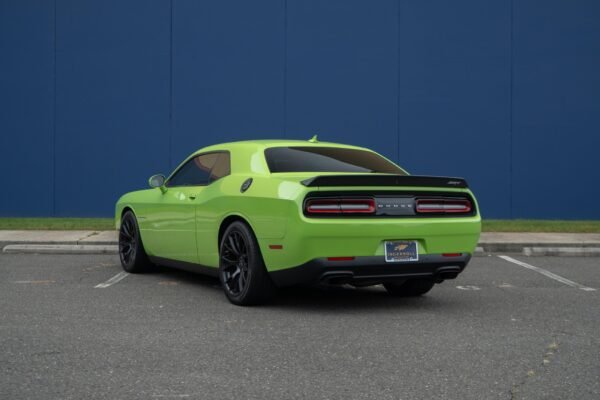 2015 Dodge Challenger SRT Hellcat - Image 15