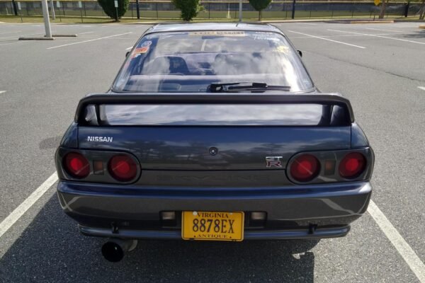 1990 Nissan Skyline GT-R - Image 11