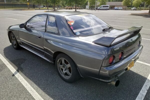 1990 Nissan Skyline GT-R - Image 5