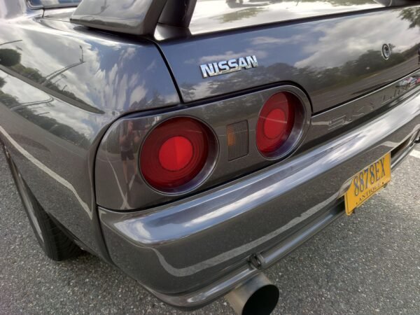 1990 Nissan Skyline GT-R - Image 12