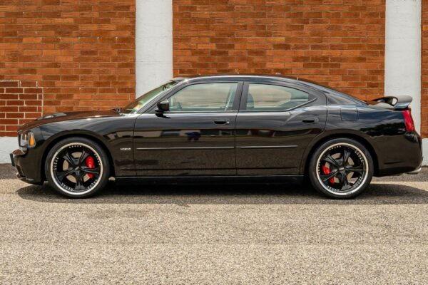 2006 Dodge Charger SRT8 - Image 8