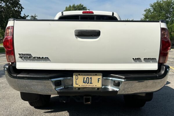 2010 Toyota Tacoma TRD Off-Road Access Cab 4x4 - Image 4
