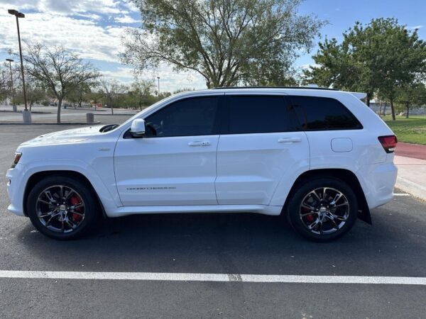 2016 Jeep Grand Cherokee SRT - Image 10