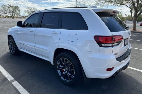 2016 Jeep Grand Cherokee SRT - Image 3
