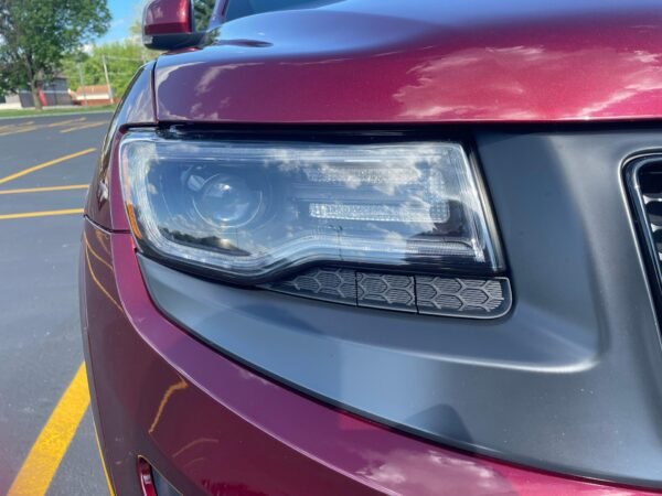 2016 Jeep Grand Cherokee SRT - Image 2