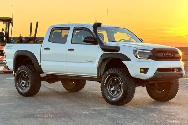 2012 Toyota Tacoma TRD Off-Road Double Cab 4x4 - Image 9