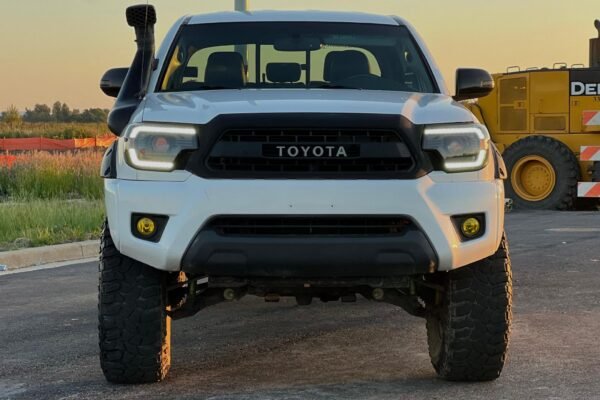 2012 Toyota Tacoma TRD Off-Road Double Cab 4x4 - Image 7