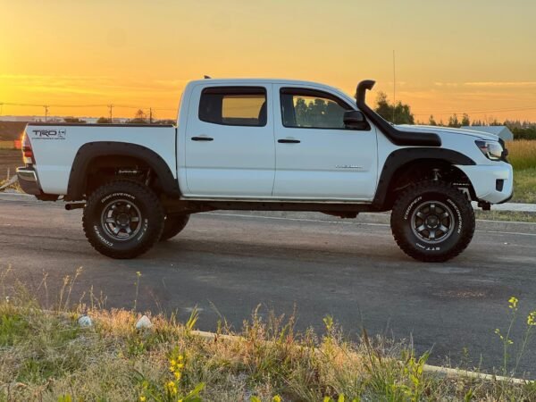 2012 Toyota Tacoma TRD Off-Road Double Cab 4x4 - Image 3