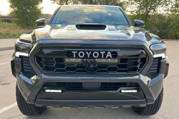2024 Toyota Tacoma TRD Pro 4x4 Double Cab - Image 5