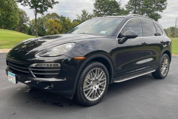2011 Porsche Cayenne S - Image 6