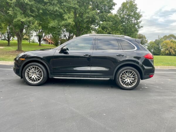 2011 Porsche Cayenne S - Image 5