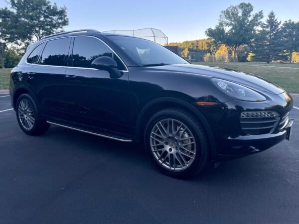 2011 Porsche Cayenne S - Image 13