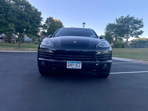 2011 Porsche Cayenne S - Image 9