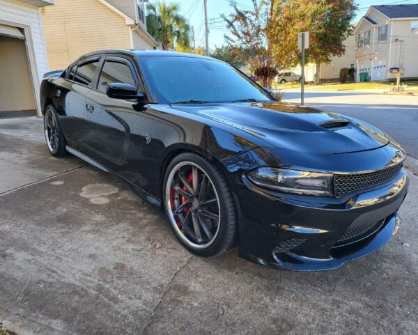 2015 Dodge Charger SRT Hellcat - Image 16