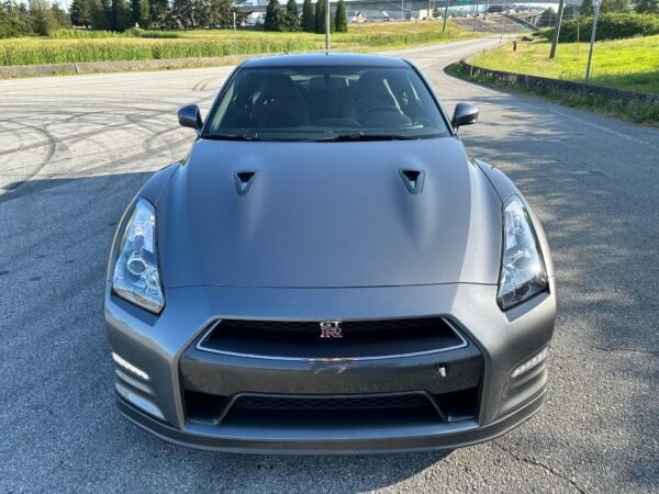 2014 Nissan GT-R Premium - Image 4