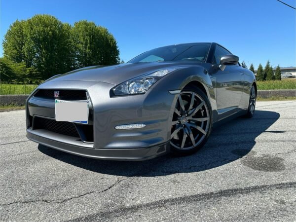 2014 Nissan GT-R Premium - Image 15