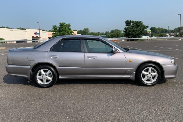 1999 Nissan Skyline GT Sedan - Image 3