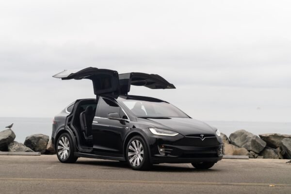 2020 Tesla Model X Long Range Plus - Image 21