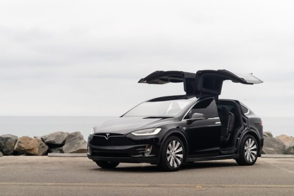 2020 Tesla Model X Long Range Plus - Image 9