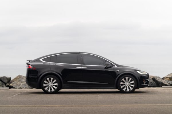 2020 Tesla Model X Long Range Plus - Image 17