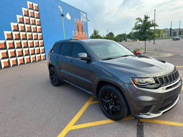 2018 Jeep Grand Cherokee Trackhawk - Image 16