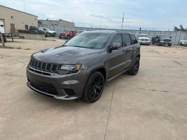 2018 Jeep Grand Cherokee Trackhawk - Image 13
