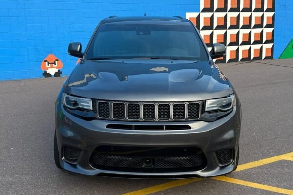 2018 Jeep Grand Cherokee Trackhawk - Image 2