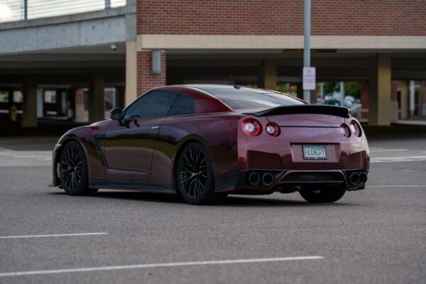 2009 Nissan GT-R - Image 7
