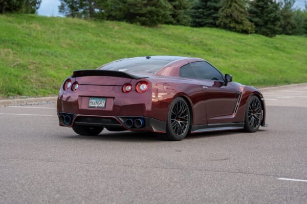 2009 Nissan GT-R - Image 11