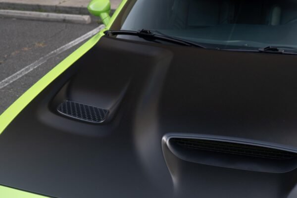 2015 Dodge Challenger SRT Hellcat - Image 10