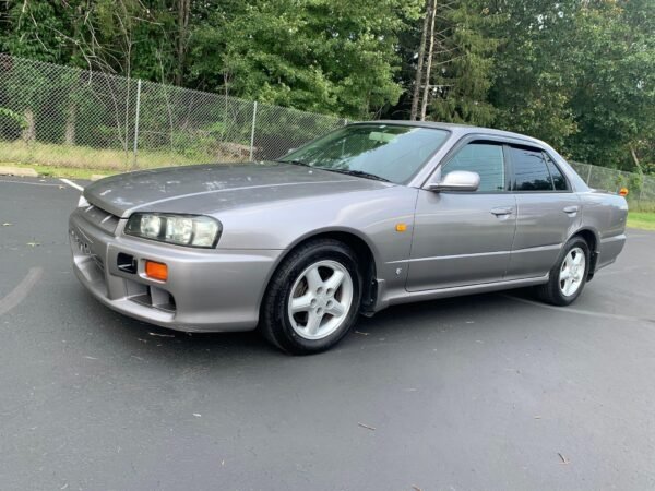 1999 Nissan Skyline GT Sedan - Image 10