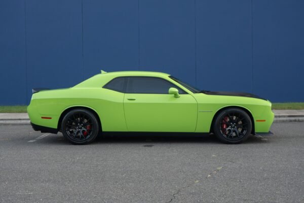 2015 Dodge Challenger SRT Hellcat - Image 5