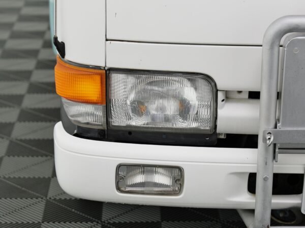 1994 Nissan Atlas 100 Camper - Image 2