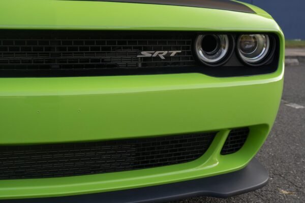 2015 Dodge Challenger SRT Hellcat - Image 8