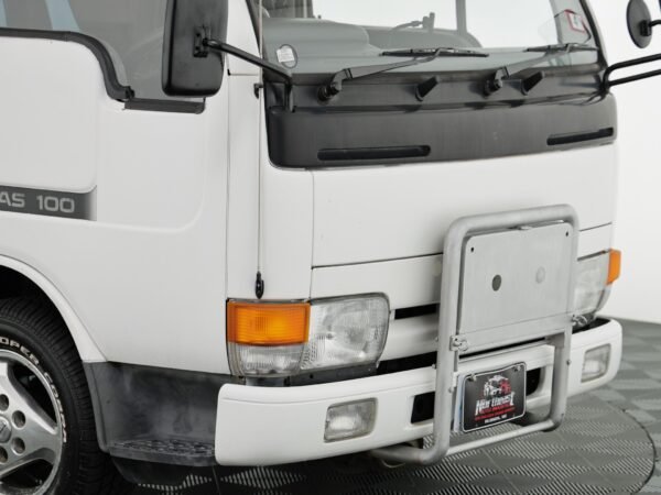 1994 Nissan Atlas 100 Camper - Image 7