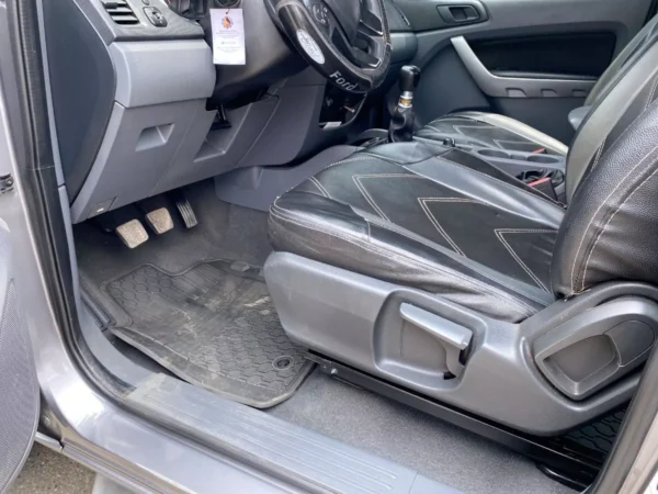 2019 Ford Ranger 3.2 XLS - Image 14