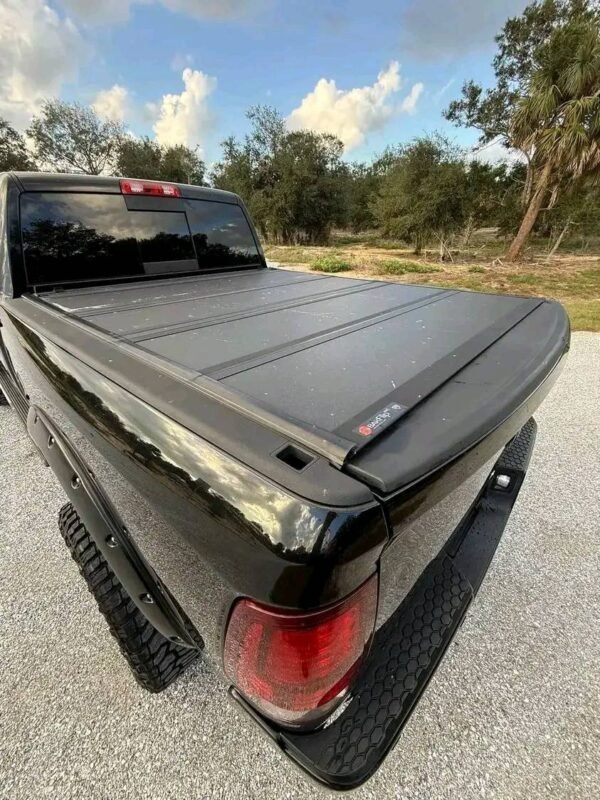 2014 Dodge Ram 2500 crew cab - Image 10
